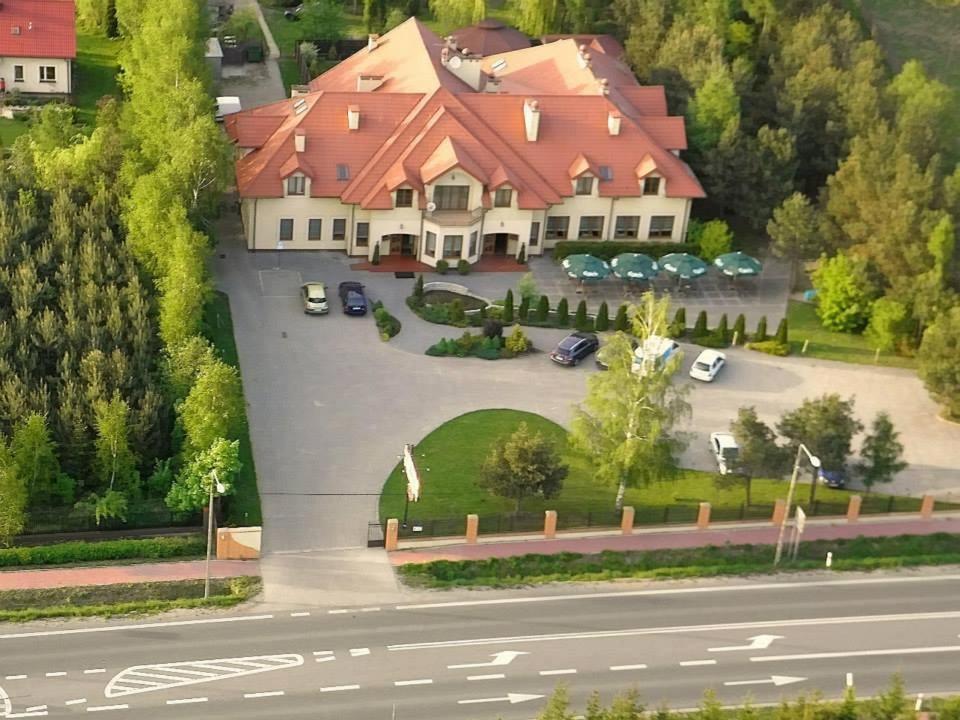 Maxima Hotel Wolanów Dış mekan fotoğraf