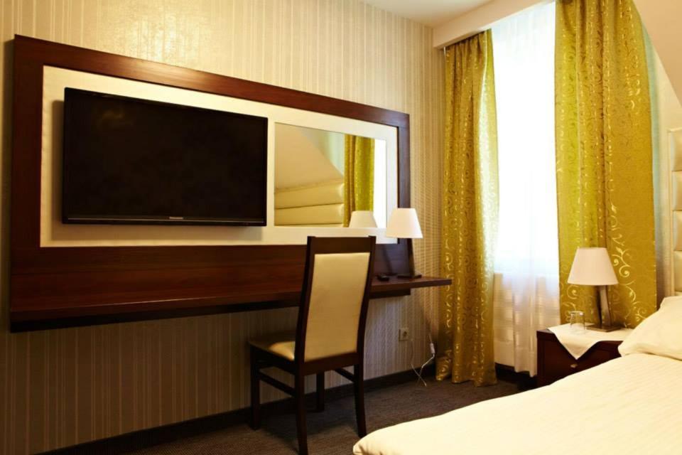 Maxima Hotel Wolanów Dış mekan fotoğraf